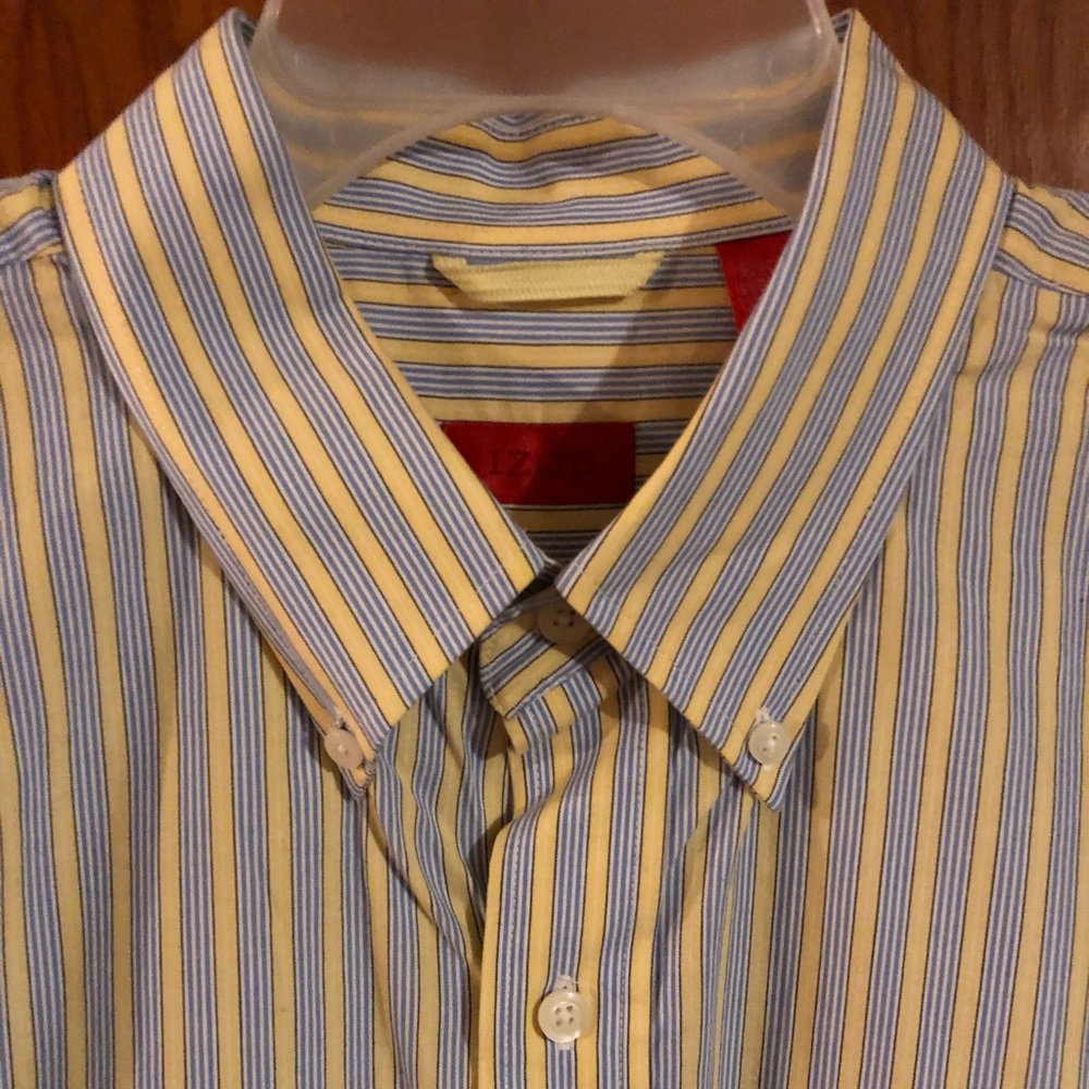 Men’s Izod dress shirt